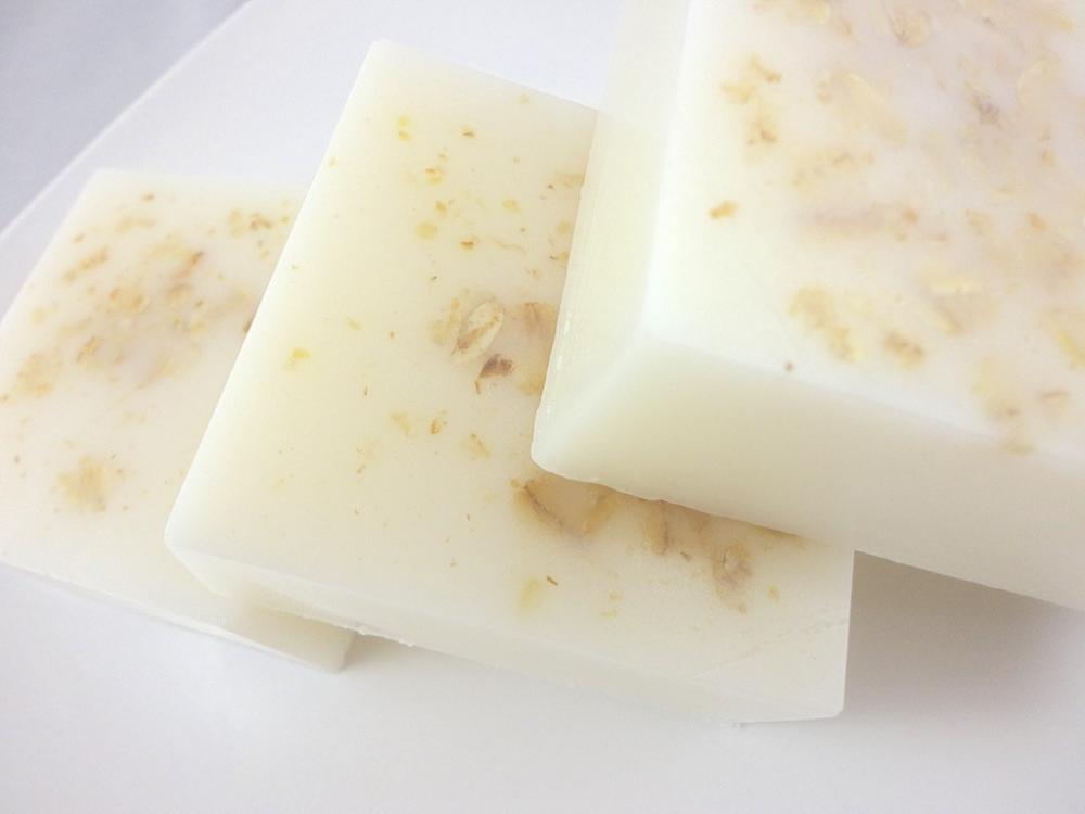 Oatmeal Milk and Honey Soap - Made With Natural Oats